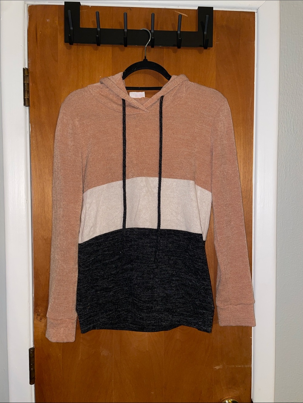 Cozy Colorblock Hooded Sweatshirt - Peach, Cream & Black